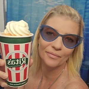 Meet your Posher, Tami